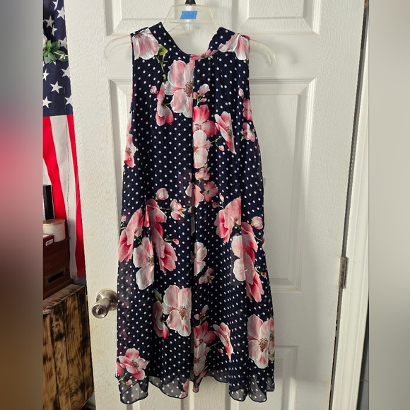 ROBBIE BEE WATERCOLOR FLORAL SWING DRESS - Picture 1 of 4